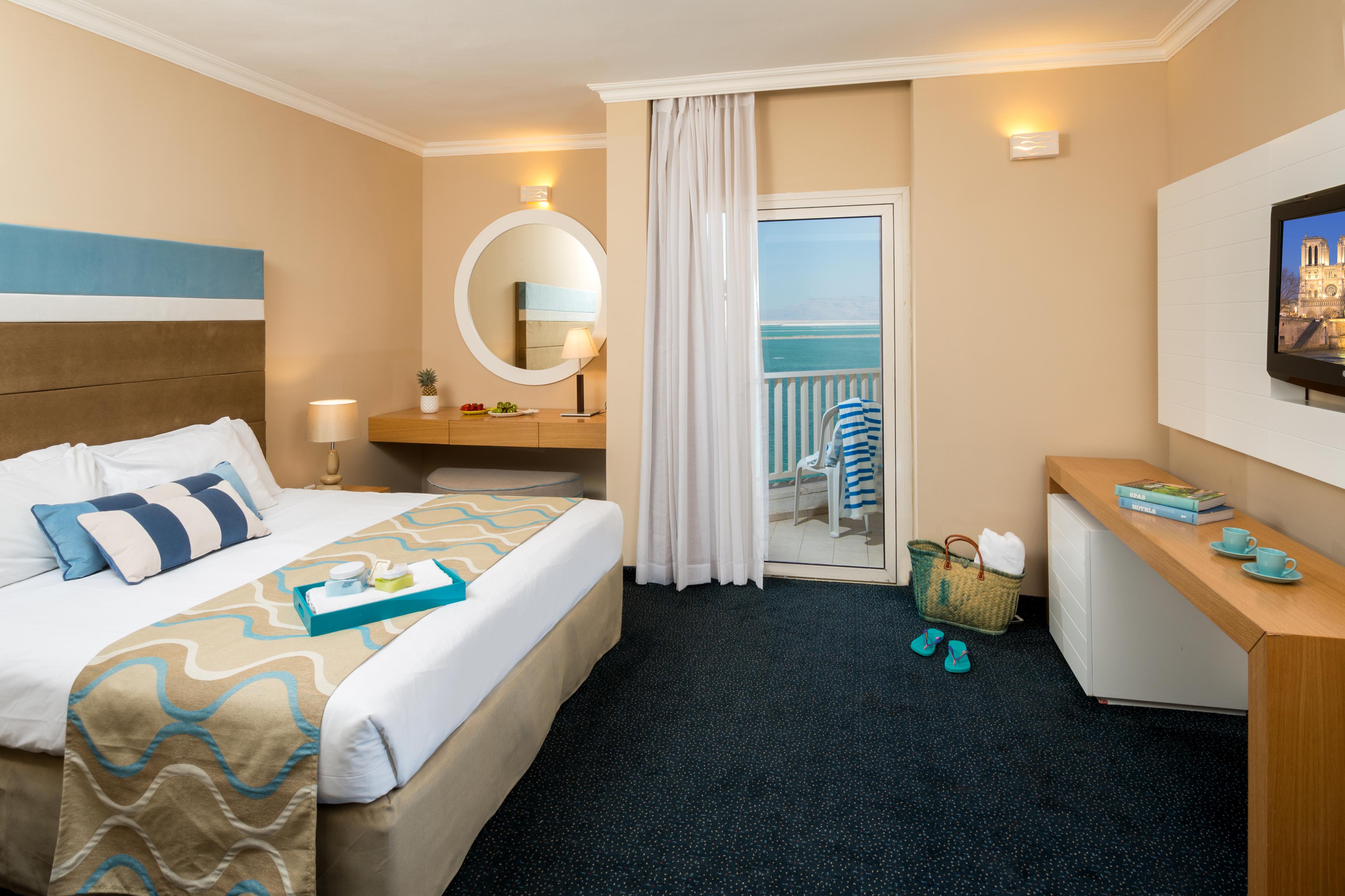 ليوناردو كلوب هوتيل البحر الميت - شامل كلياً نيفيه زوهار المظهر الخارجي الصورة A room at the hotel