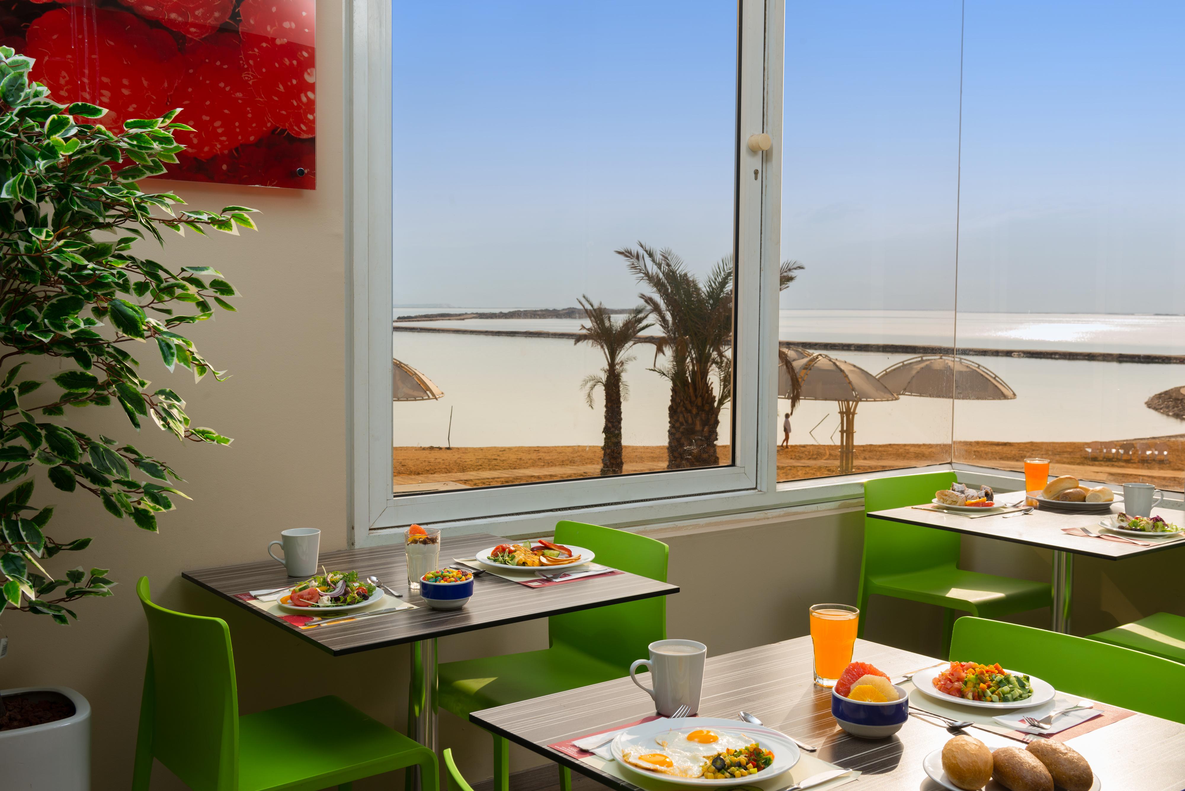 ليوناردو كلوب هوتيل البحر الميت - شامل كلياً نيفيه زوهار المظهر الخارجي الصورة The restaurant