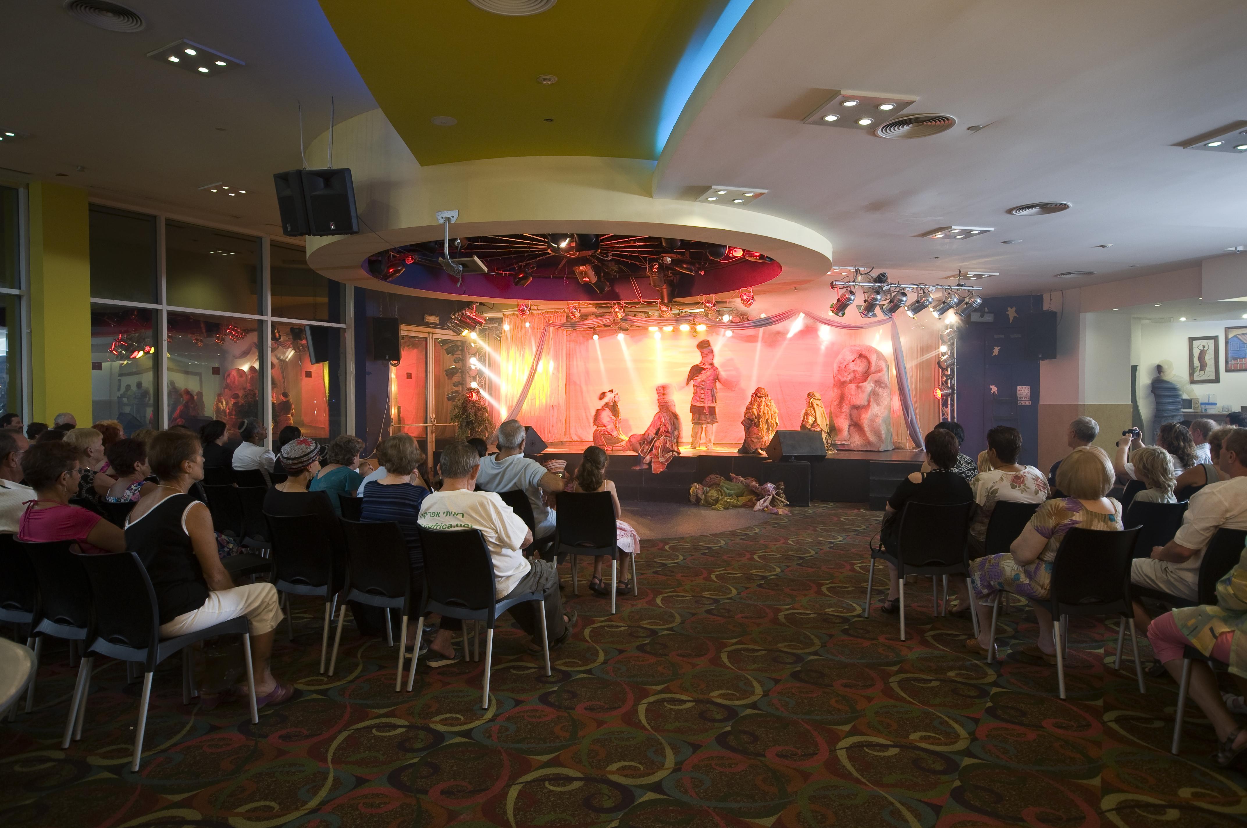 ليوناردو كلوب هوتيل البحر الميت - شامل كلياً نيفيه زوهار المظهر الخارجي الصورة The stage at the hotel