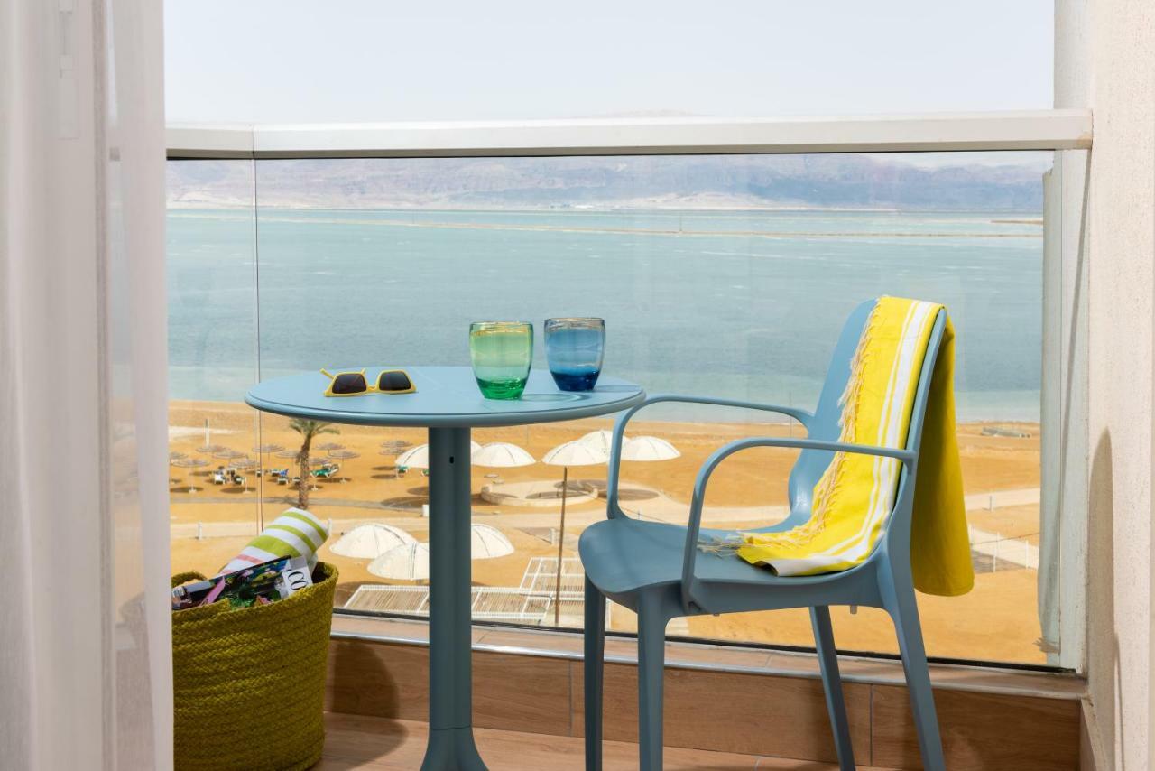 ليوناردو كلوب هوتيل البحر الميت - شامل كلياً نيفيه زوهار المظهر الخارجي الصورة View of the Dead Sea from the Dead Sea Spa Magdiel